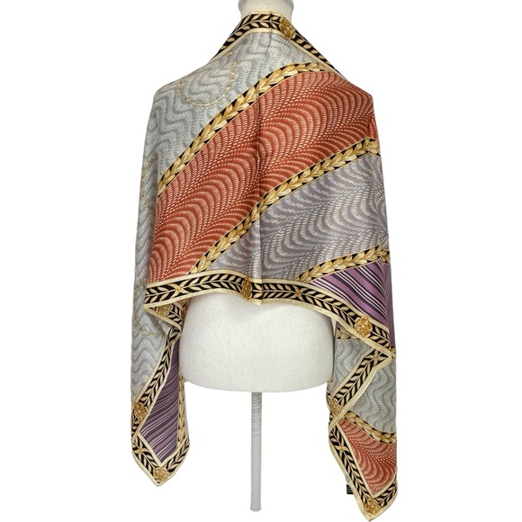 The Met Silk Scarf OS - Picture 5 of 13